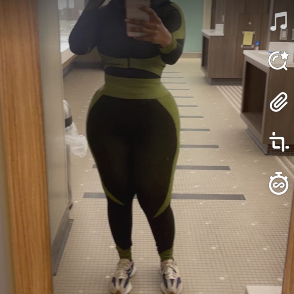 TRACKSUIT NEW WITHOUT TAGS!